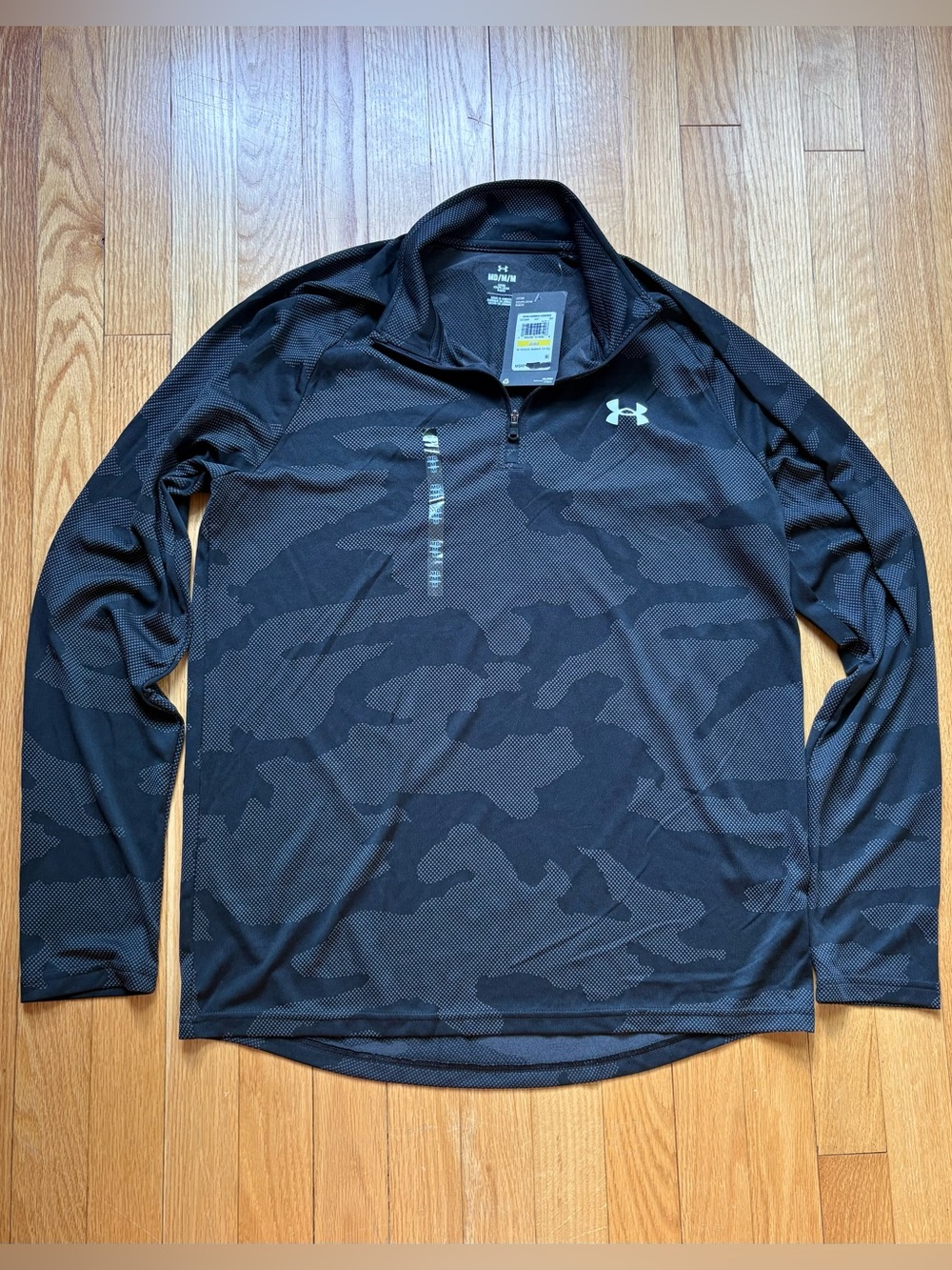 NWT Under Armour Men’s 1/4 Zip Velocity Jacquard Pullover Medium Black Unique